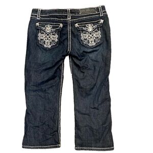 LA Idol Sz 11 waist 33” capri denim blinged out jeans with back flap pocket